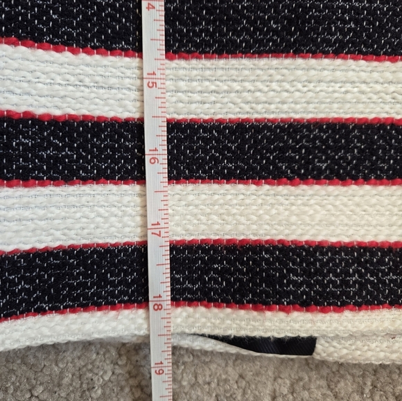 BANANA REPUBLIC cropped striped cotton Jacket - Black, White, Red.  Size 6P - Picture 8 of 9